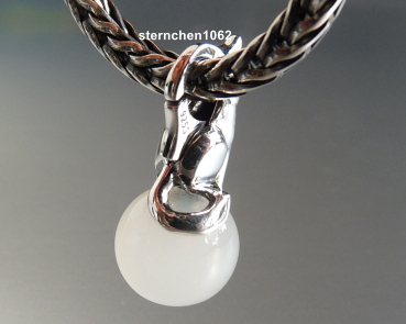 Preview: Trollbeads * Der Wolf in dir Anhänger mit Wolf und weißem Mondstein * 01
