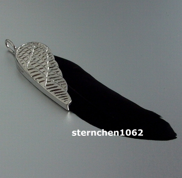 Preview: Traumfeder Anhänger * Stahl * schwarze Feder * 5,5 cm