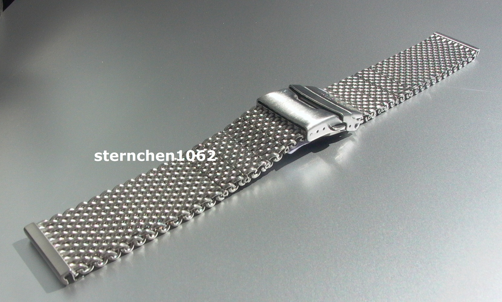 Sternchen 1062 - Davosa * Uhrenarmband * Edelstahl * Milanaise * 22 mm