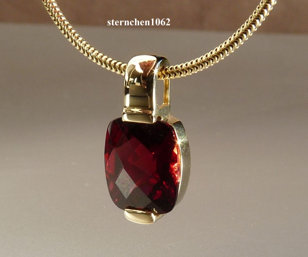 Anhänger * Granat * 585 Gold